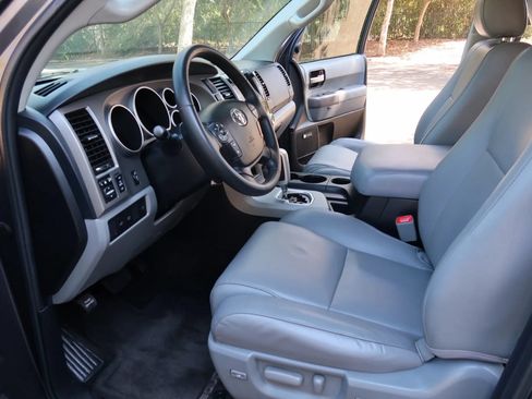 Used 2013 Toyota Sequoia Limited AWD/4WD image 14