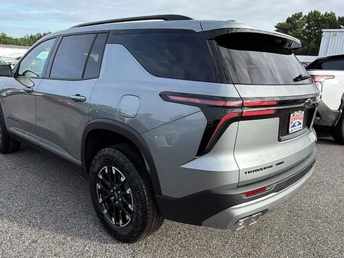 New 2026 Chevrolet Traverse Z71 w/ Enhanced Driving Package AWD/4WD image 10