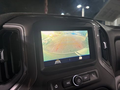 Used 2021 Chevrolet Silverado 1500 Custom w/ Rally Edition image 19