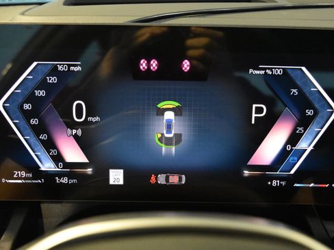 New 2026 BMW 530i xDrive w/ Executive Package image 14