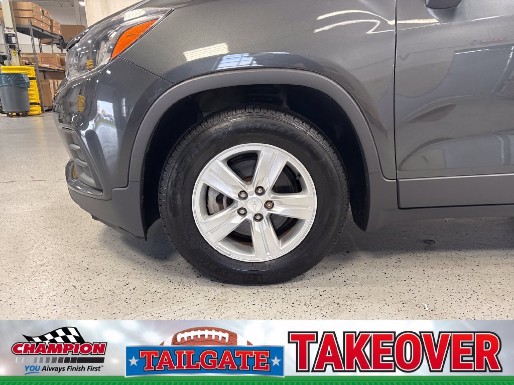 Used 2019 Chevrolet Trax LS FWD image 34