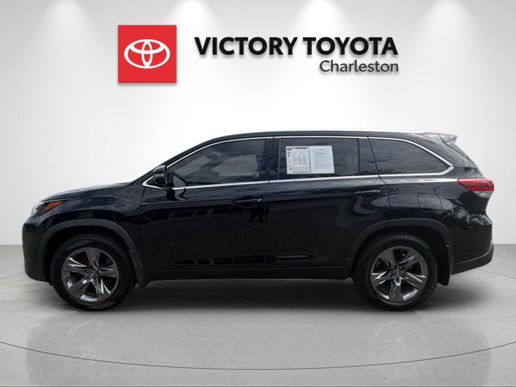 Used 2019 Toyota Highlander Limited Platinum AWD/4WD image 2