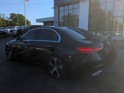 Used 2022 Mercedes-Benz C 300 Sedan w/ Exclusive Trim Package image 10