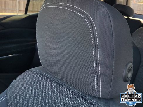 Used 2024 Chevrolet Traverse LT image 20