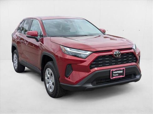New 2025 Toyota RAV4 LE image 8