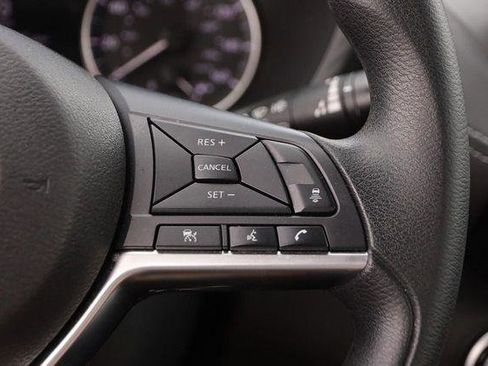 Used 2024 Nissan Sentra SV image 12