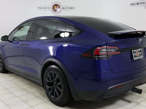 Used 2022 Tesla Model X image 4