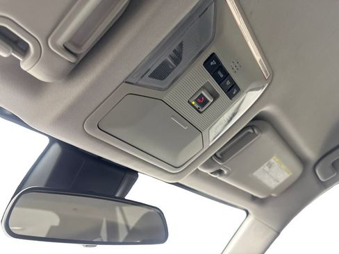 Used 2021 Toyota RAV4 XLE image 74