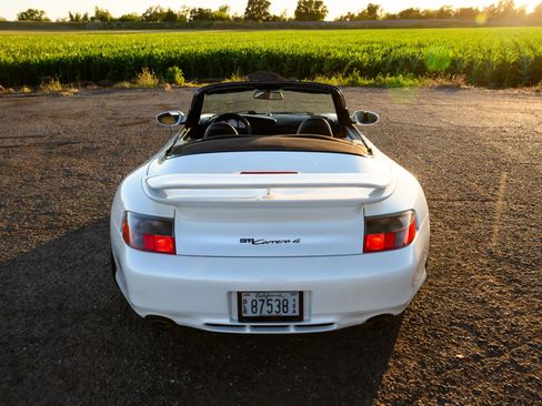 Used 2000 Porsche 911 Carrera 4 AWD/4WD image 51