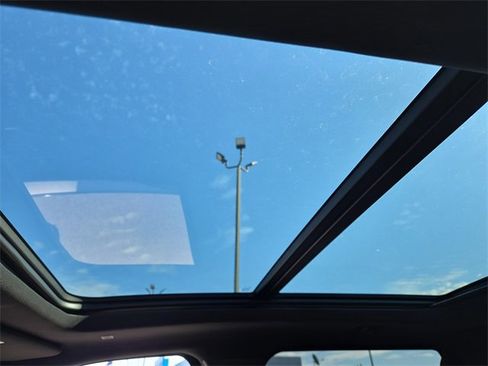 Used 2025 Toyota Tundra Limited image 27