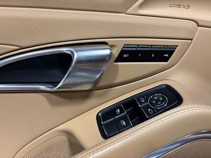 Used 2015 Porsche 911 Carrera S RWD image 17