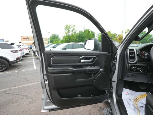 Used 2025 RAM 1500 Big Horn AWD/4WD image 10