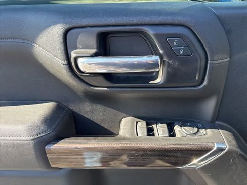 Used 2020 Chevrolet Silverado 1500 LT w/ All-Star Edition image 10