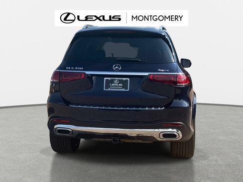 Used 2022 Mercedes-Benz GLS 450 4MATIC image 4