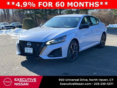 New 2025 Nissan Altima 2.5 SR image 5