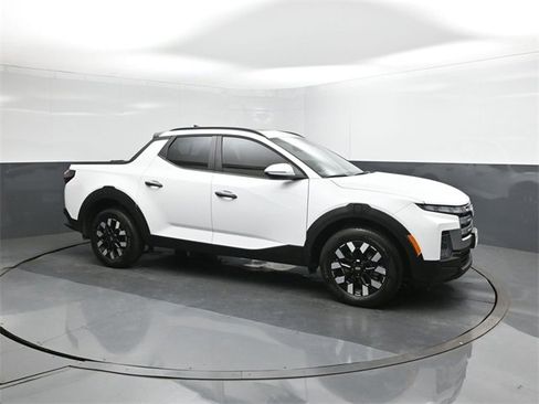 Used 2025 Hyundai Santa Cruz SEL image 17