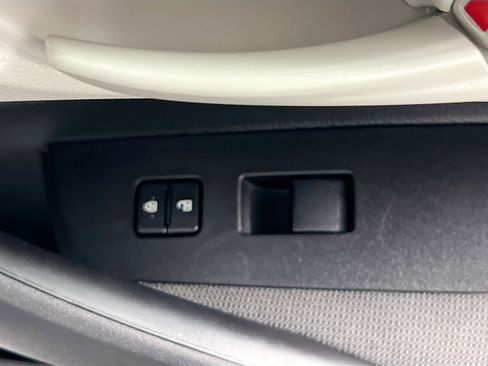 Used 2026 Toyota Corolla LE FWD image 31