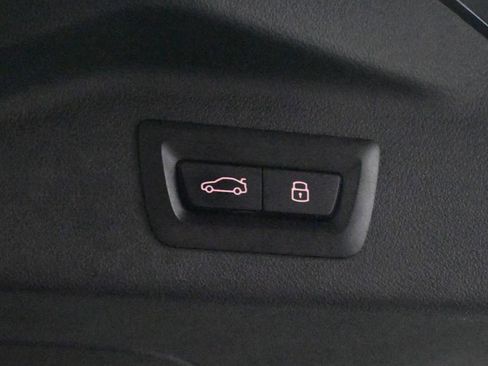 Certified 2024 BMW X7 xDrive40i w/ Premium Package image 41