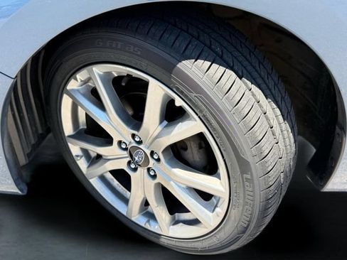 Used 2018 Subaru Impreza 2.0i Limited w/ 50th Anniversary Edition AWD/4WD image 10