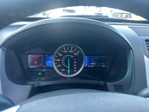 Used 2013 Ford Explorer XLT FWD image 24