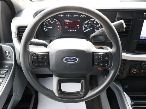 Used 2024 Ford F350 XLT w/ FX4 Off-Road Package AWD/4WD image 14