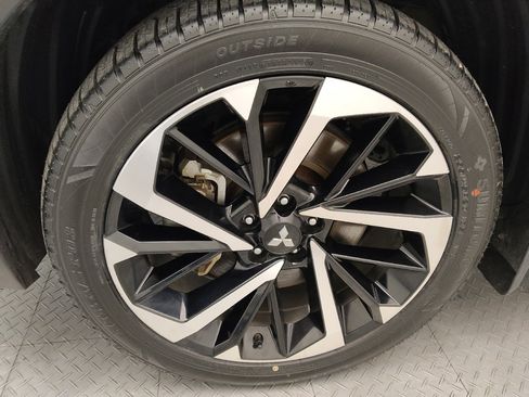 Used 2022 Mitsubishi Outlander ES FWD image 31