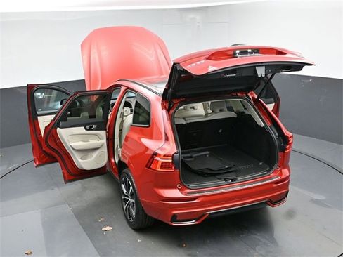 Used 2023 Volvo XC60 B5 Plus w/ Protection Package Premier image 50
