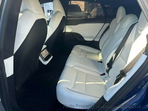 Used 2022 Tesla Model S Plaid image 10