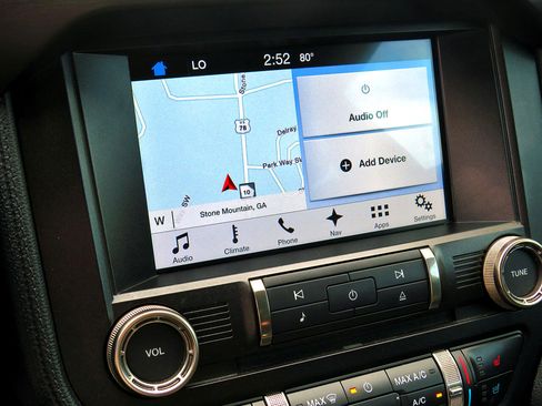 Used 2016 Ford Mustang Shelby GT350 w/ Technology Package image 25