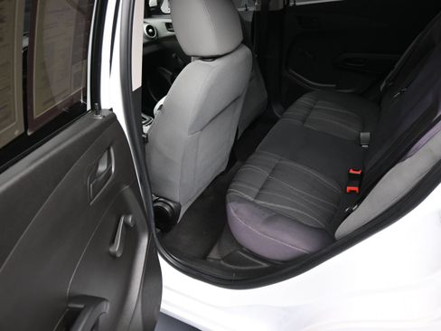 Used 2017 Chevrolet Sonic LT FWD image 17