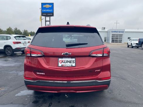 Used 2023 Chevrolet Equinox RS w/ RS Leather Package image 9