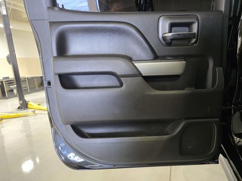 Used 2015 Chevrolet Silverado 2500 LT w/ LT Convenience Package image 16