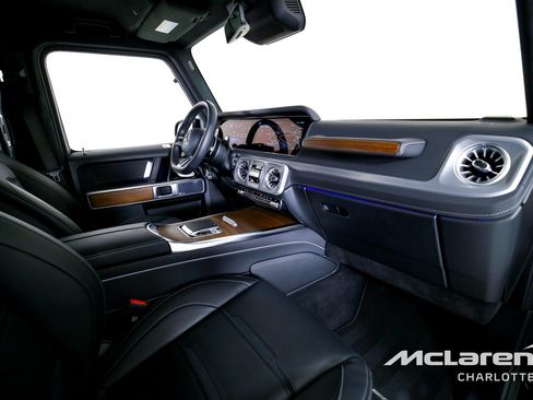 Used 2025 Mercedes-Benz G 63 AMG 4MATIC image 27