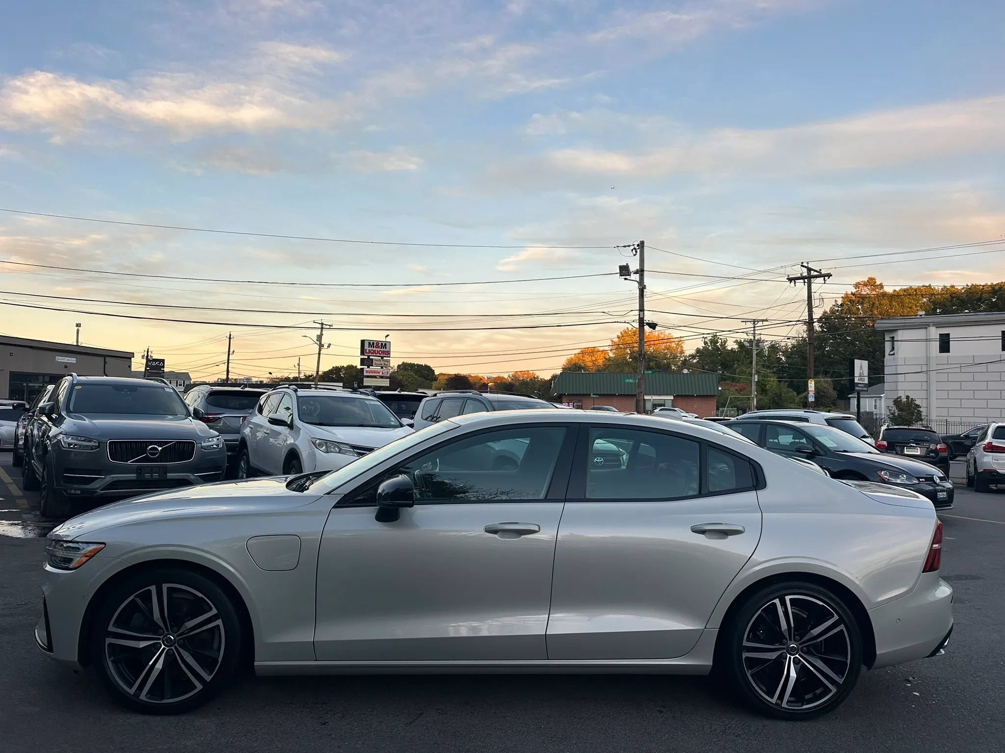 Used 2019 Volvo S60 T8 R-Design AWD/4WD image 5