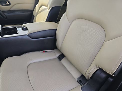 Used 2022 INFINITI QX80 Premium Select w/ Cargo Package AWD/4WD image 27