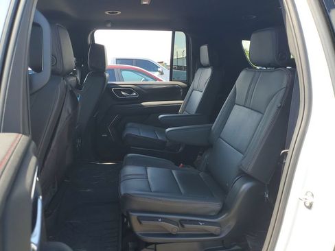 Used 2024 Chevrolet Suburban RST w/ Luxury Package RWD image 31