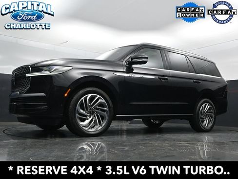 Used 2025 Lincoln Navigator Reserve AWD/4WD image 24