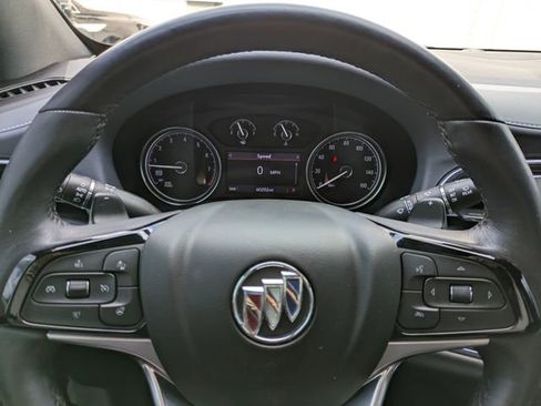 Used 2022 Buick Enclave Essence w/ Sport Touring Edition image 26