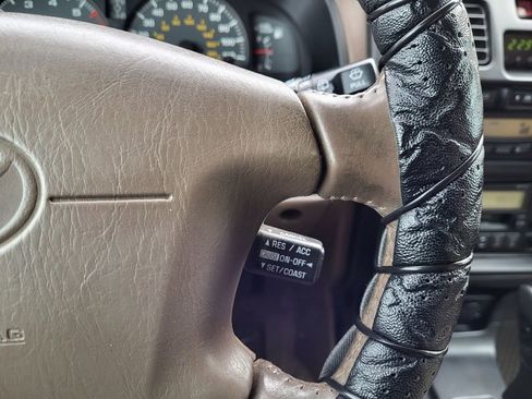 Used 1999 Toyota 4Runner Limited image 27