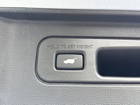 New 2026 Honda Pilot Touring image 17