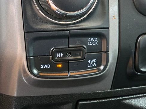 Used 2024 RAM 1500 Classic Warlock AWD/4WD image 32