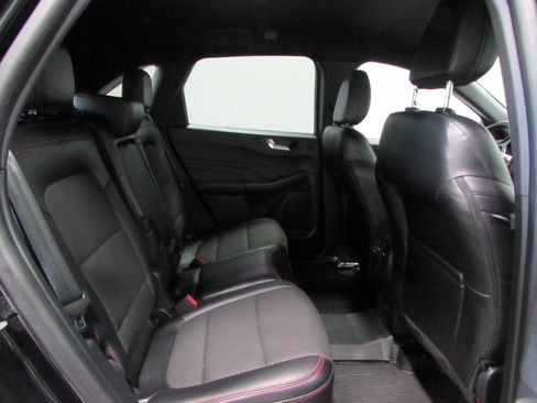 Used 2024 Ford Escape ST-Line Select w/ Tech Pack #2 AWD/4WD image 19