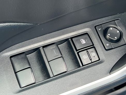 Certified 2021 Toyota RAV4 LE image 18