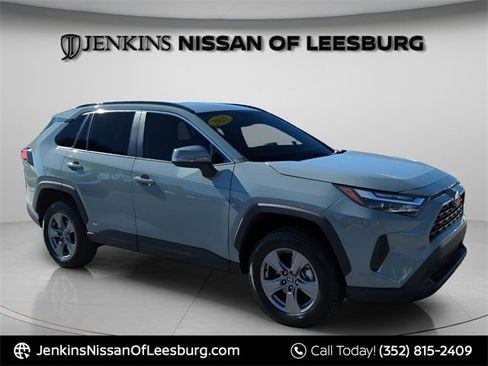 Used 2023 Toyota RAV4 XLE image 1