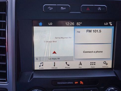 Used 2018 Ford F150 Lariat image 32