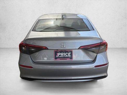 Used 2024 Honda Civic LX image 5
