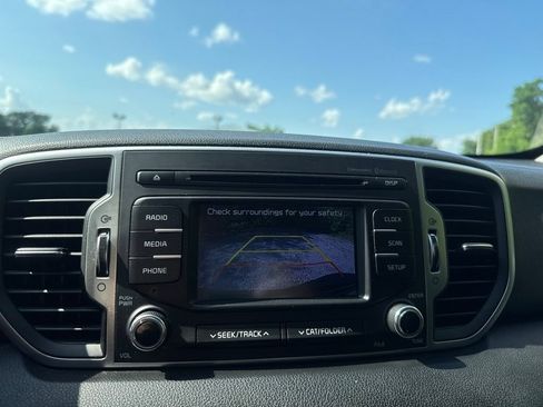 Used 2019 Kia Sportage LX AWD/4WD image 27