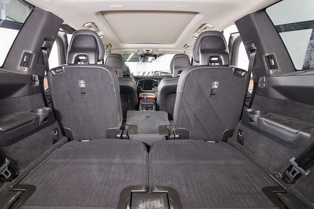 Used 2022 Volvo XC90 T6 Momentum w/ Advanced Package AWD/4WD image 25