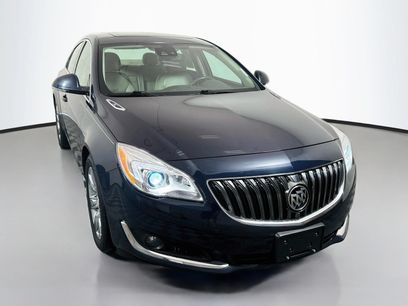 Used 2017 Buick Regal Premium w/ Driver Confidence Package #1