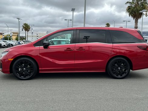 Used 2025 Honda Odyssey Sport-L image 7